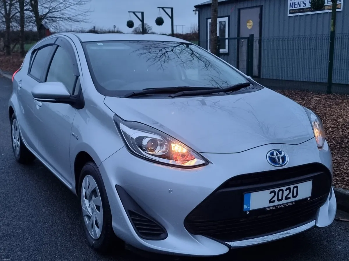 2020 TOYOTA AQUA HYBRID AUTO 1 YR WARRANTY €14,900 - Image 2