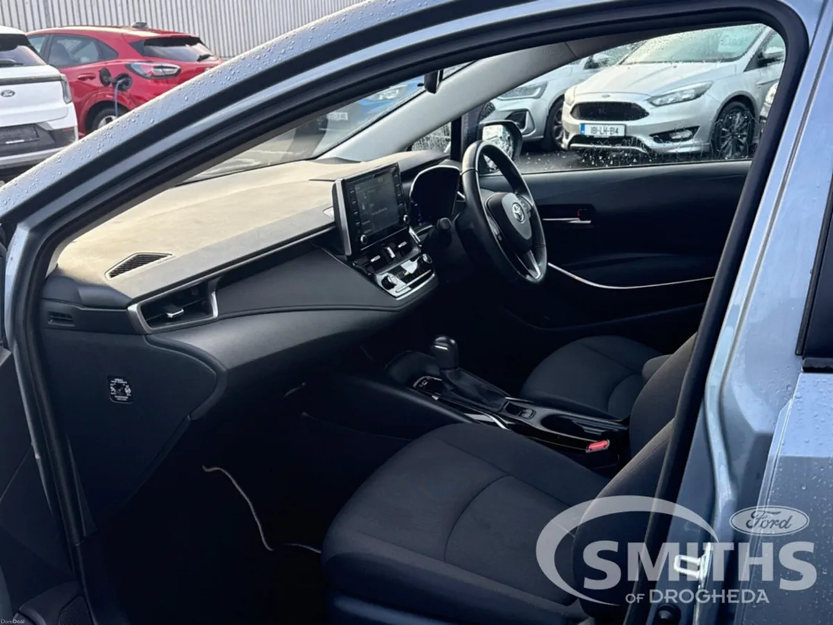 Toyota Corolla LUNA 1.8 100PS *AUTO* HYBRID - Image 3