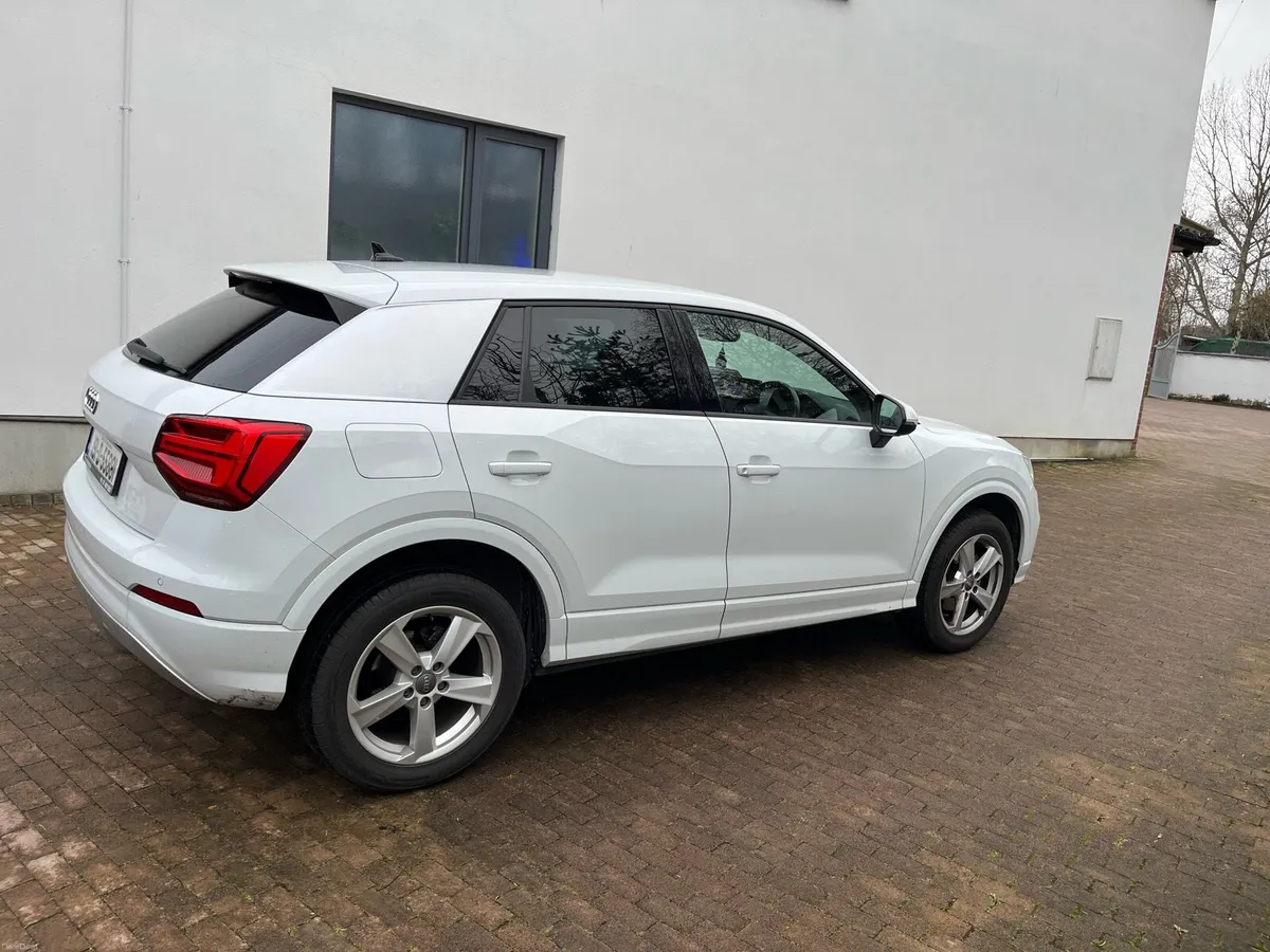 Audi Q2 - Image 2