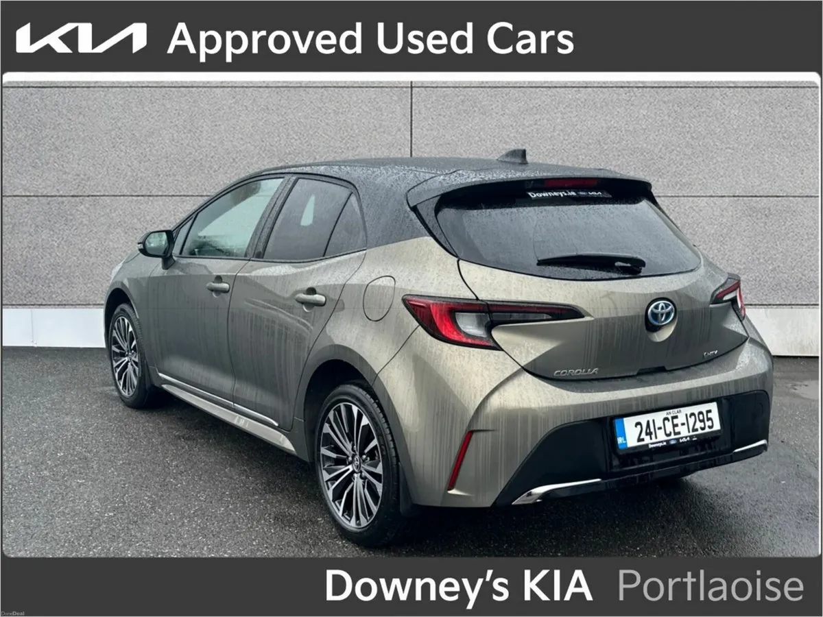 Toyota Corolla 1.8 PETROL HYBRID LUNA SPORT AUTO - Image 3