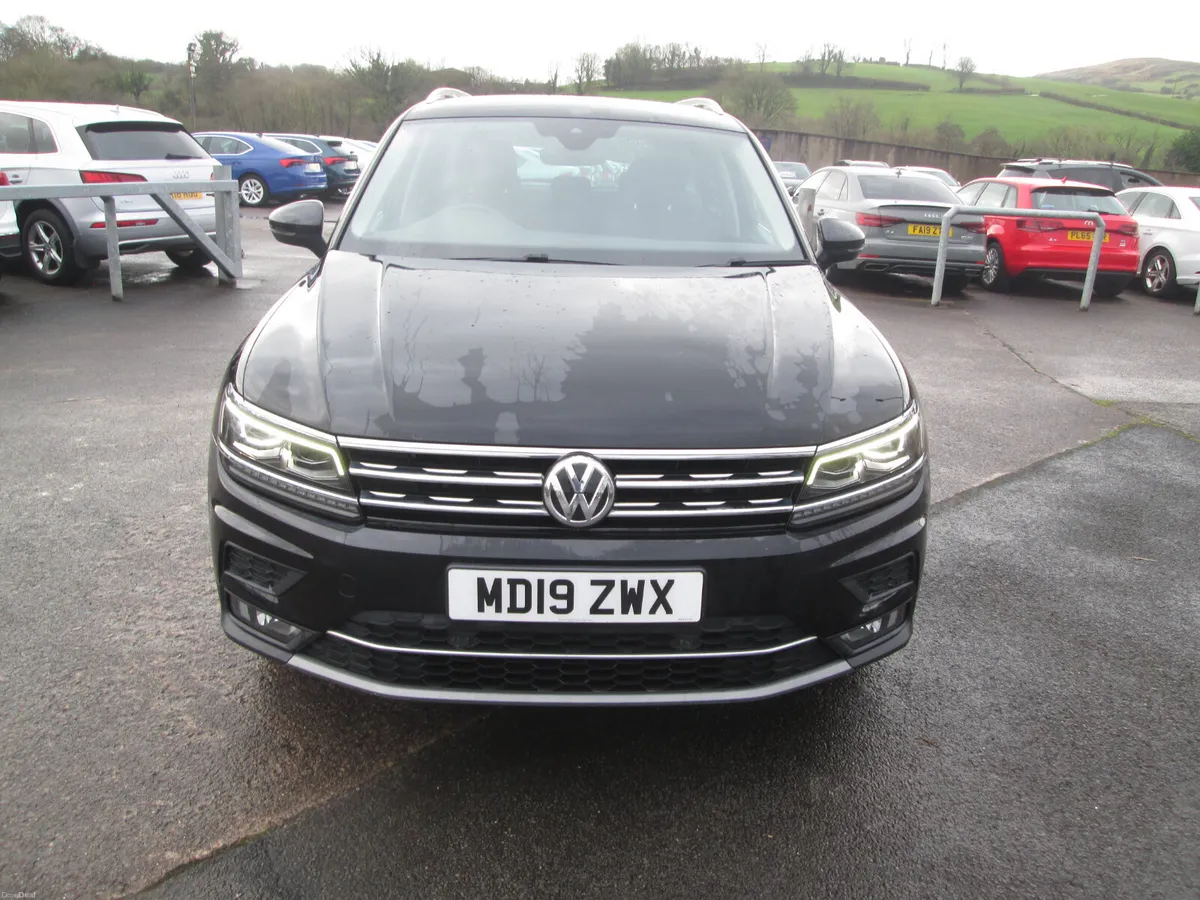 2019  VOLKSWAGEN  TIGUAN  2.0  TDI  150  SEL  5DR - Image 3
