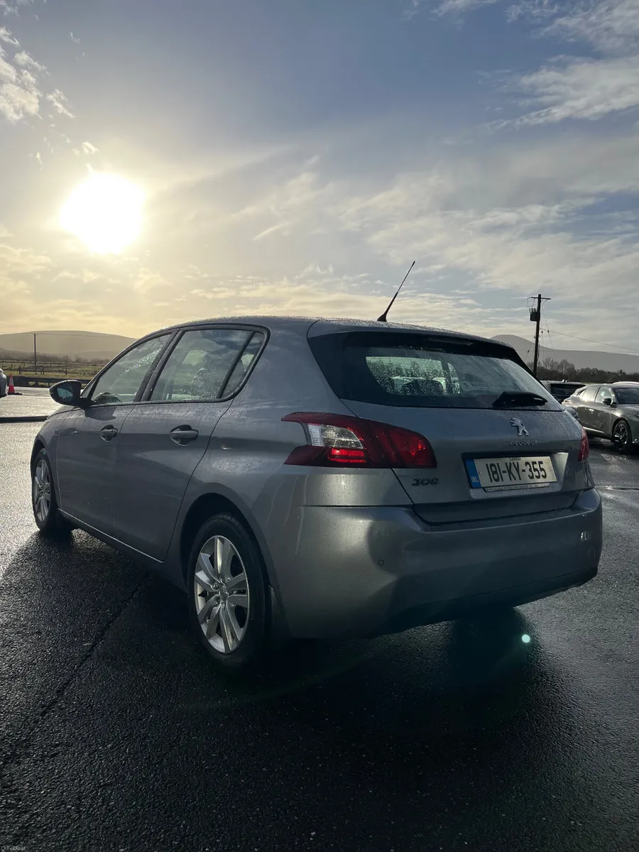 Peugeot 308 2018 - Image 4