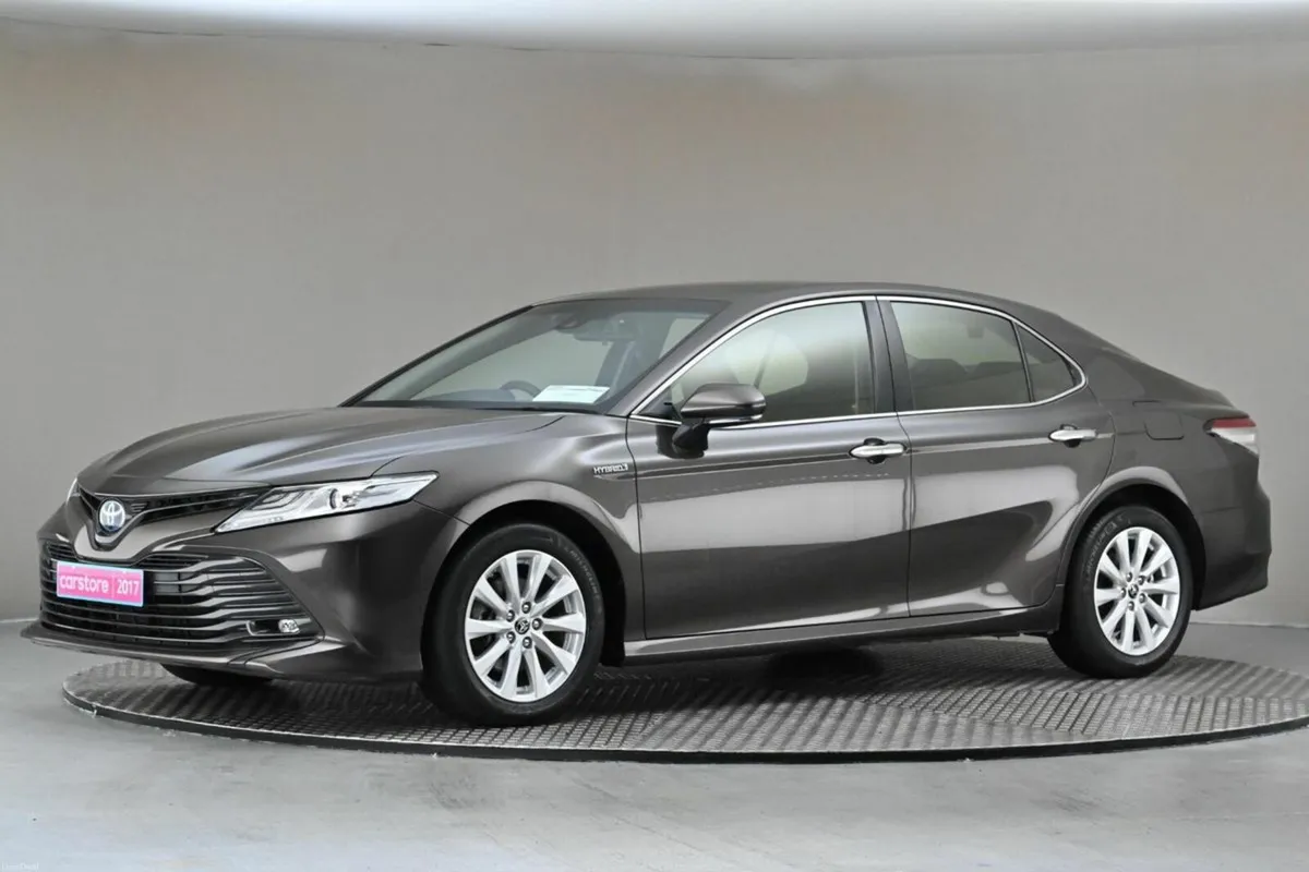 Toyota Camry 2.5 HYBRID **PARK SENSORS**REVERSE CA - Image 4