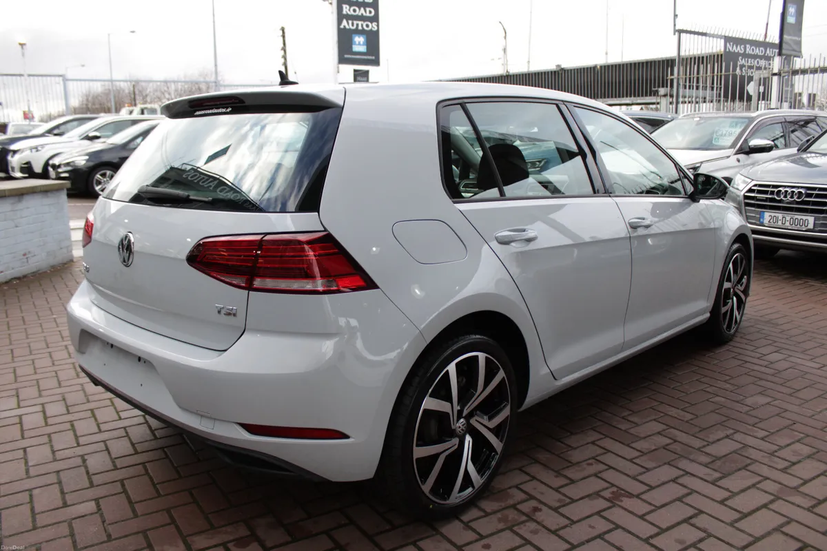 2018 VW GOLF - Image 4