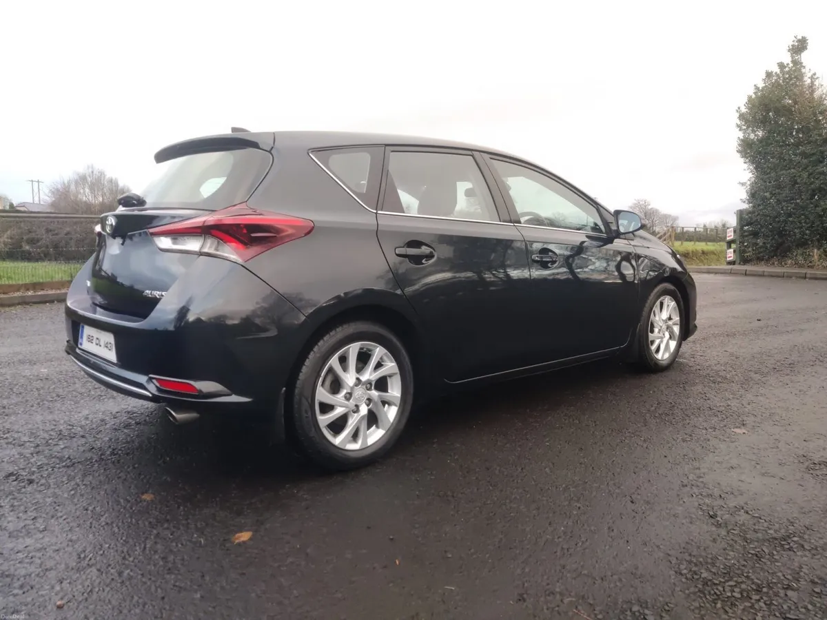 162 Toyota auris. - Image 2
