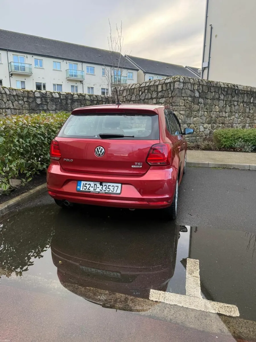Volkswagen Polo 2015 - Image 2