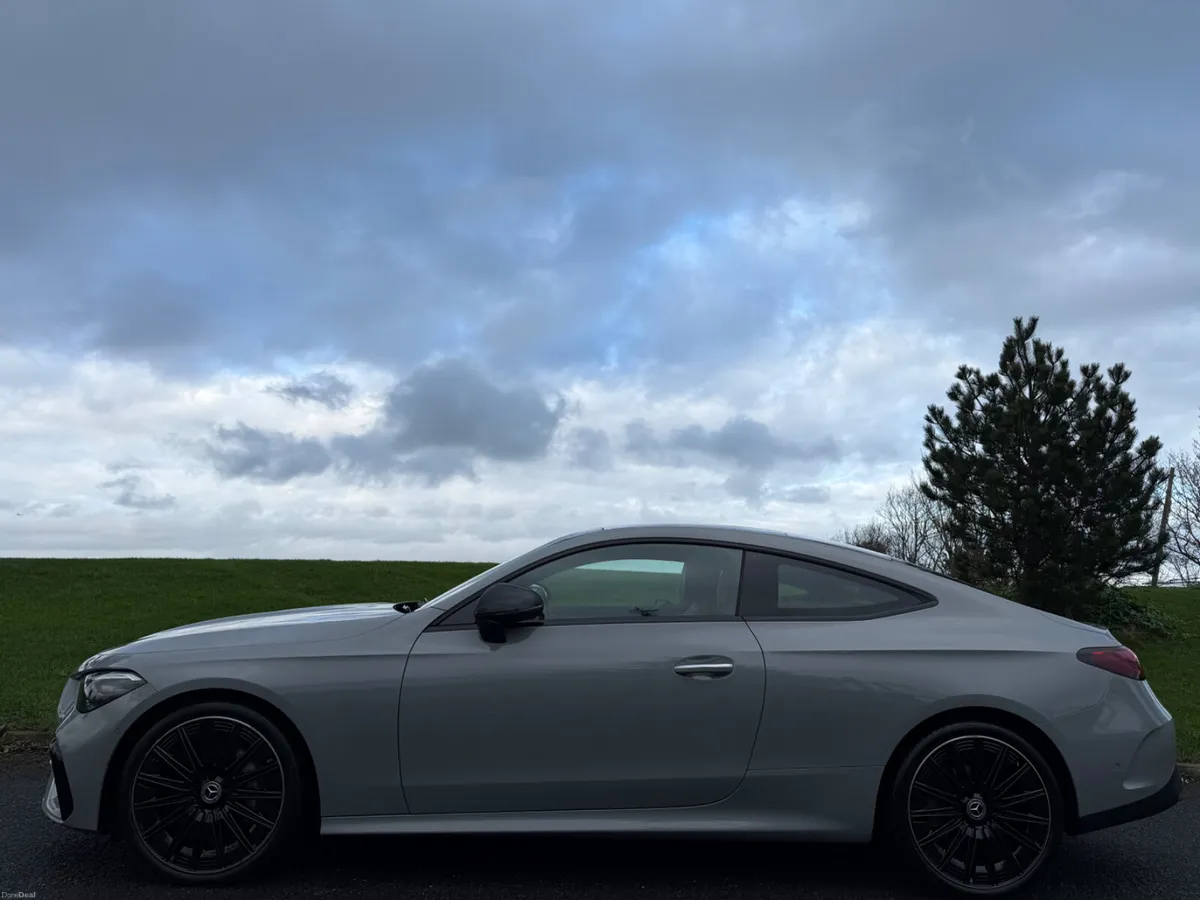 Mercedes CLE 2024 200 COUPE NIGHT PACK AMG LINE - Image 4