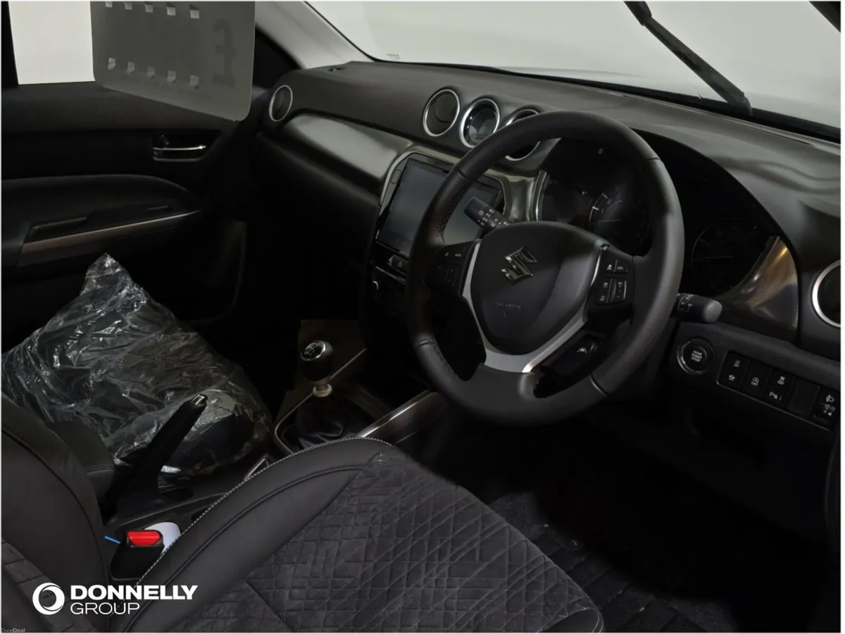 Suzuki Vitara Estate Ultra - Image 4