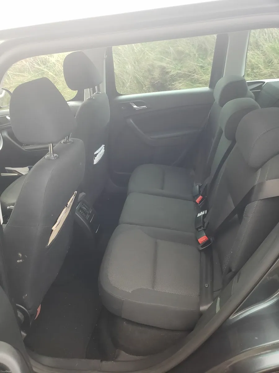 Skoda Yeti 2015 - Image 4