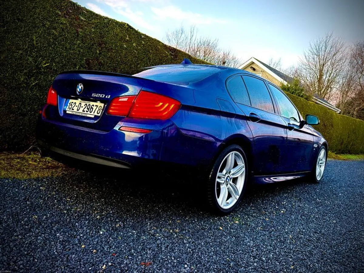 2015 BMW 520D M-Sport Automatic - Image 3