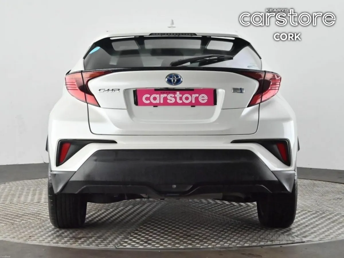 Toyota C-HR 1.8 HYBRID Auto - Image 4
