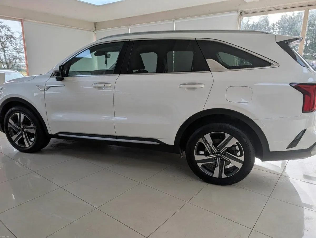 Kia Sorento K4 4X4 PHEV - Image 2