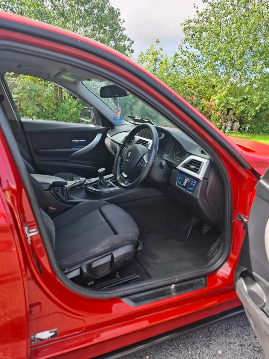 BMW 320 D 2013 - Image 4