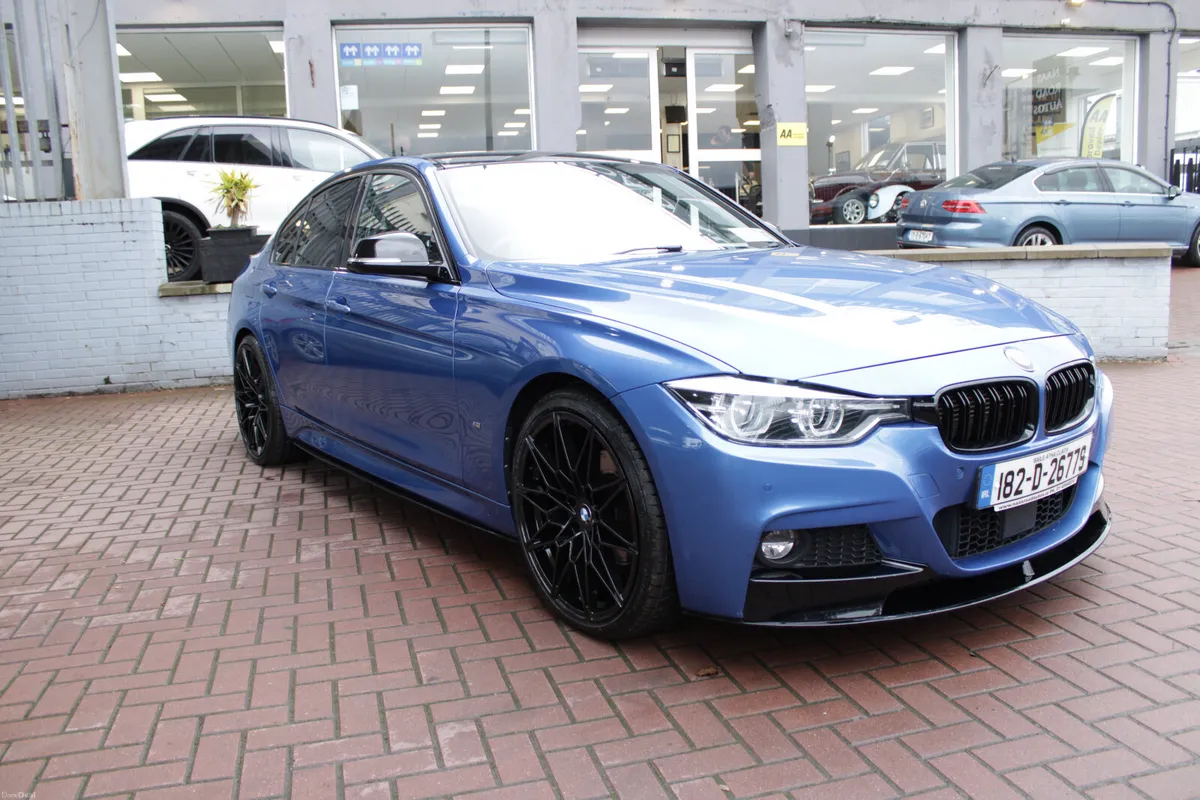 E-DRIVE 330E-SPORT PRO EDITION AUTO  // WHAT A CAR - Image 1