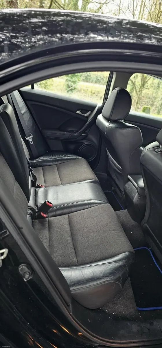 Honda Accord 2009 - Image 3