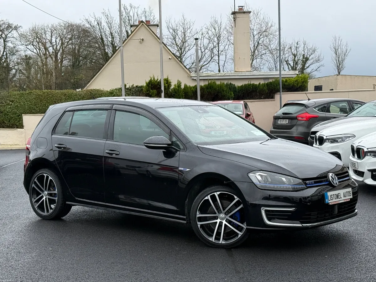 162 VW GOLF GTE 1.4  HYBRID AUTOMATIC - Image 2