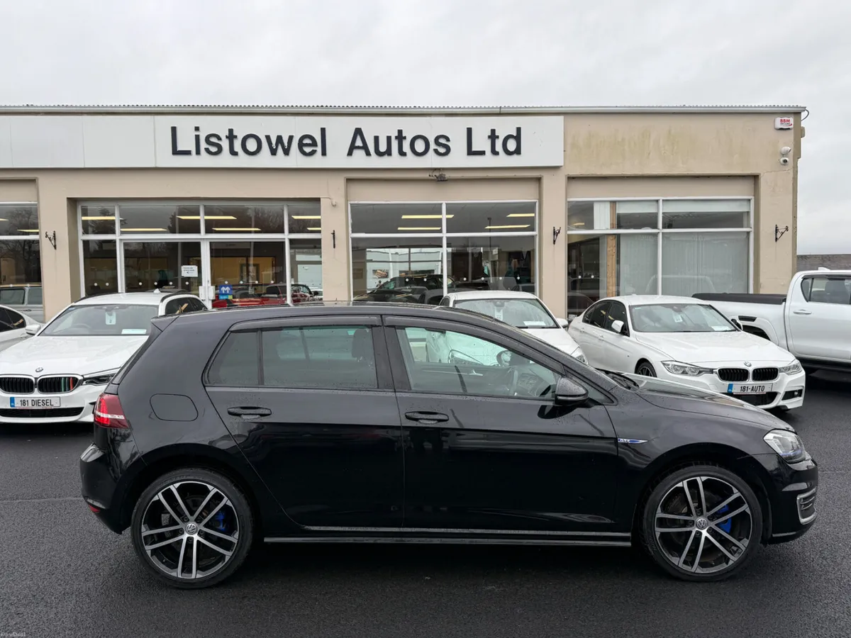 162 VW GOLF GTE 1.4  HYBRID AUTOMATIC - Image 1