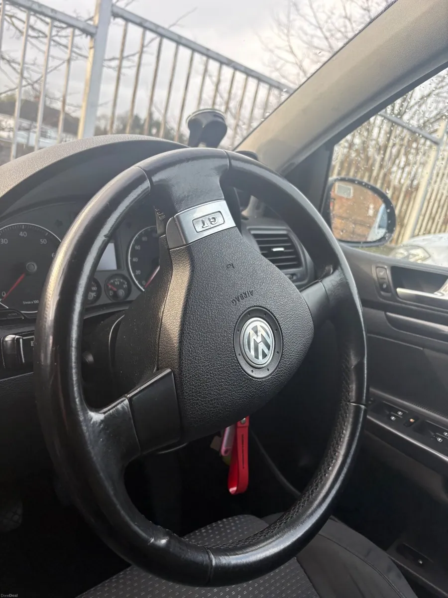 Volkswagen Golf 2008 - Image 3