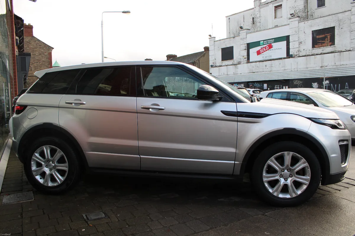 Range Rover Evoque SE DYNAMIQUE AUTO 4WD 2016 - Image 3