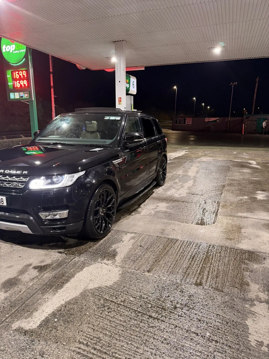 Range Rover Sport Autobiography Commercial - Image 2