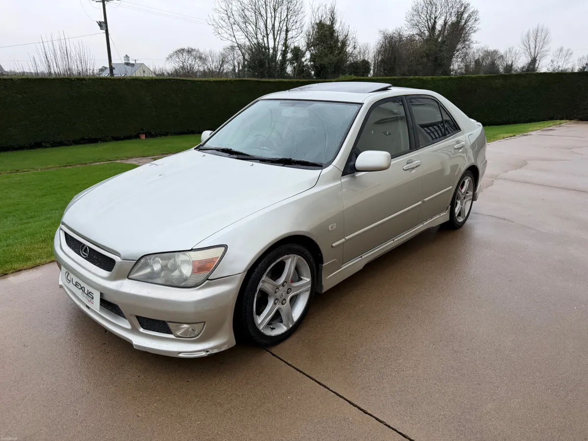 2003 LEXUS IS200 SPORT | LSD | SUNROOF | PRIVACY - Image 1