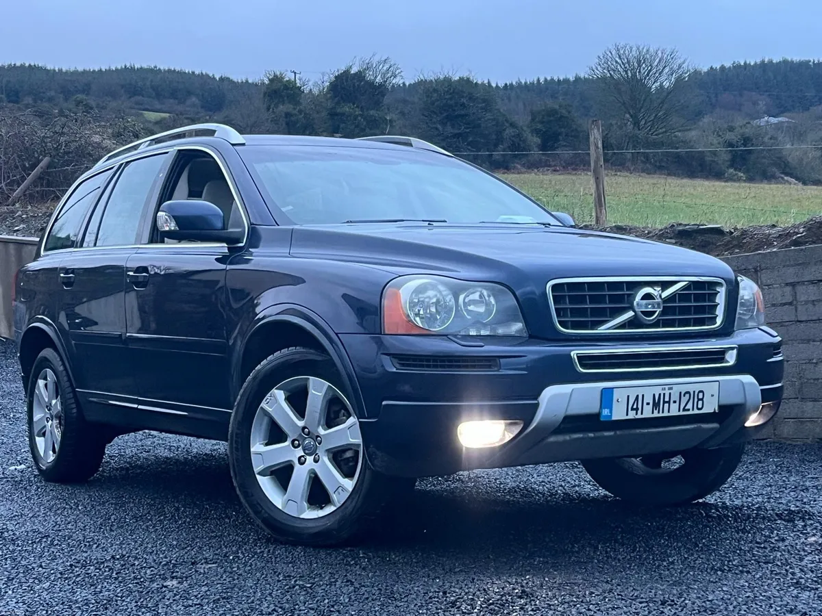 Volvo xc90 - Image 1