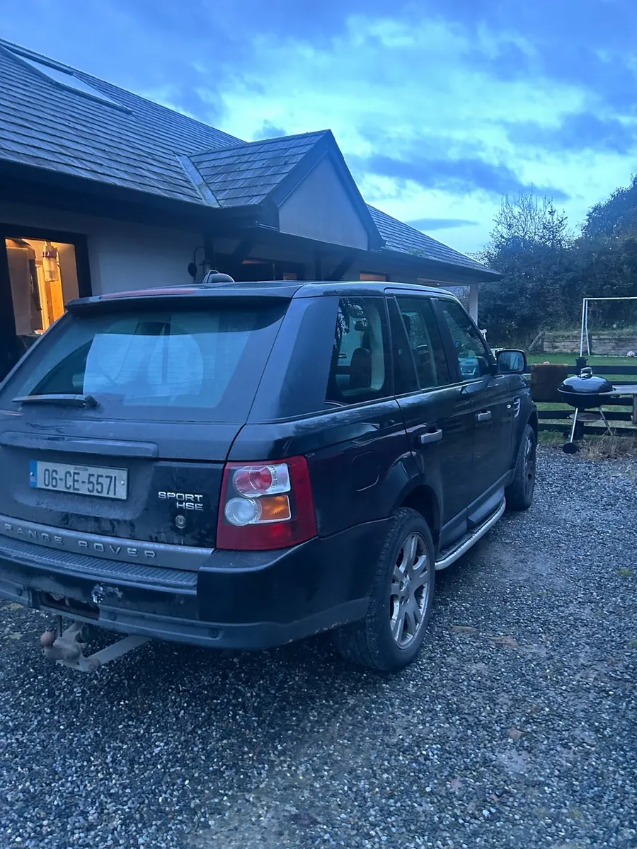 Range Rover sport - Image 2