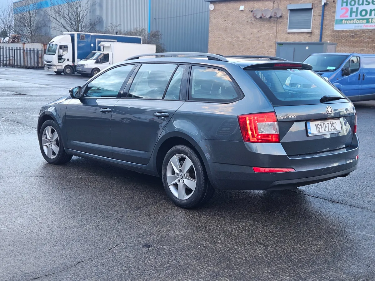 Skoda Octavia ACTIVE  1.6 TDI AUTOMATIC - Image 3