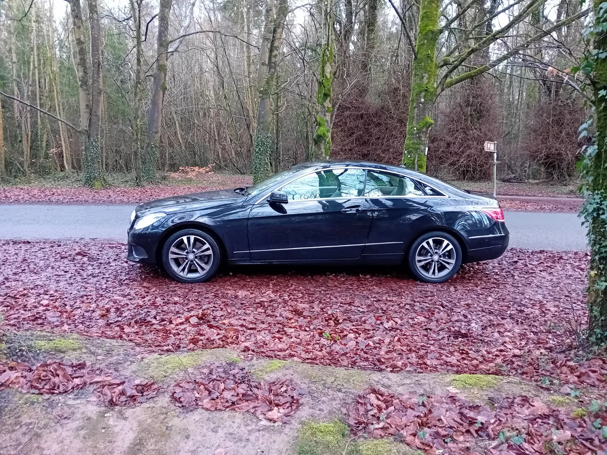 16 MERCEDES E350D COUPE AUTO 1 OWNER - Image 4