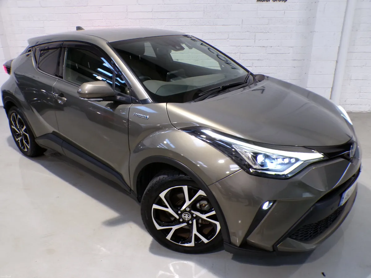 192*18,000 MILES*HYBRID SPORT TOYOTA C-HR SELF CHA - Image 2