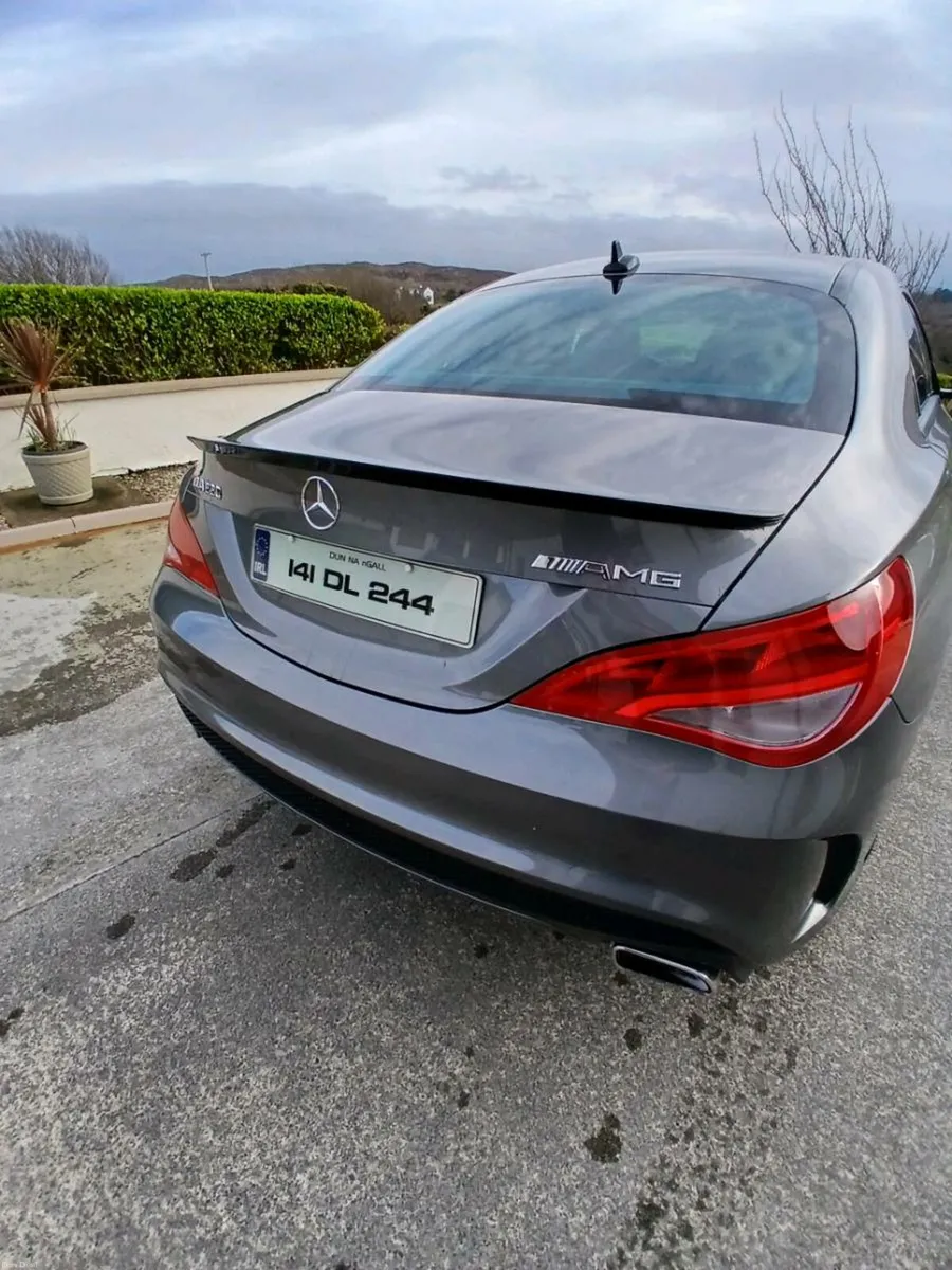 Mercedes Benz CLA 220D AMG - Image 2
