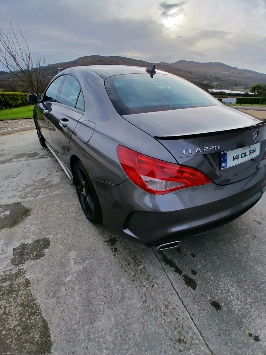 Mercedes Benz CLA 220D AMG - Image 3