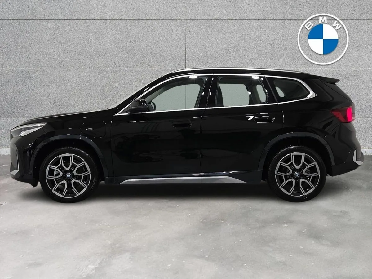 BMW X1 xDrive25e xLine - Image 4