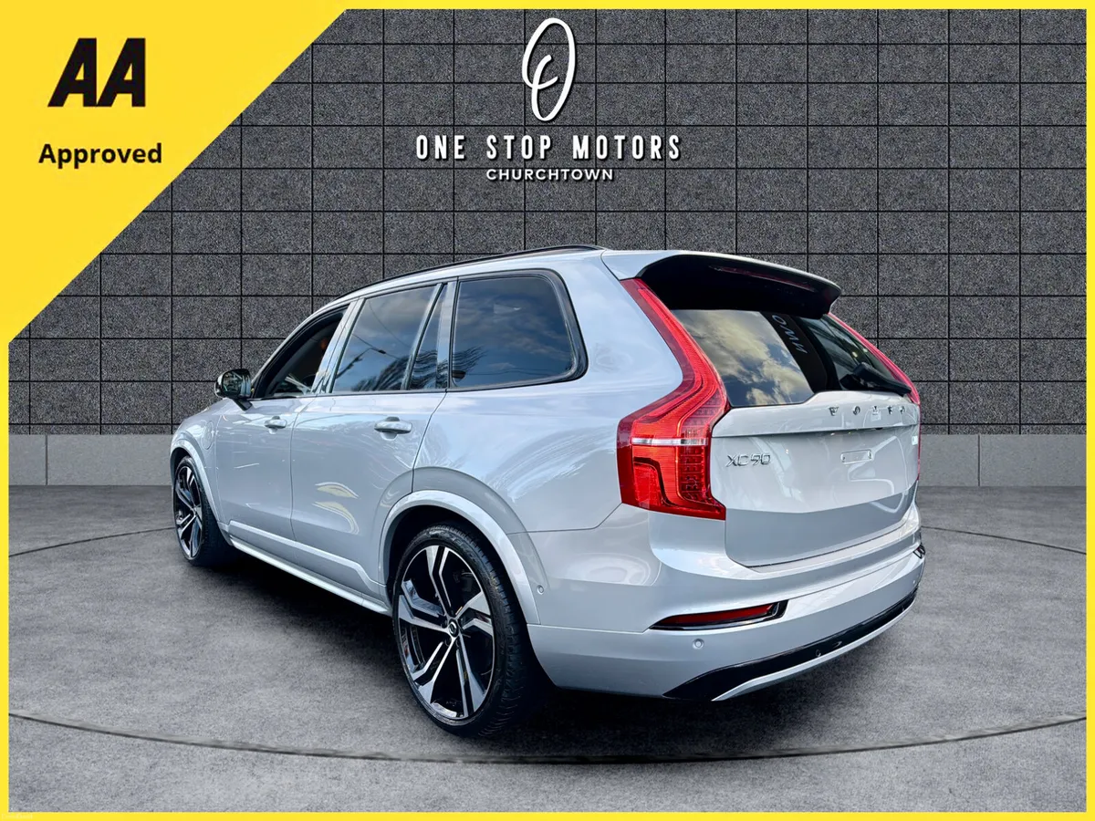 2023 Volvo XC90 T8 *ULTIMATE DARK*7SEATS-22,000KMS - Image 3