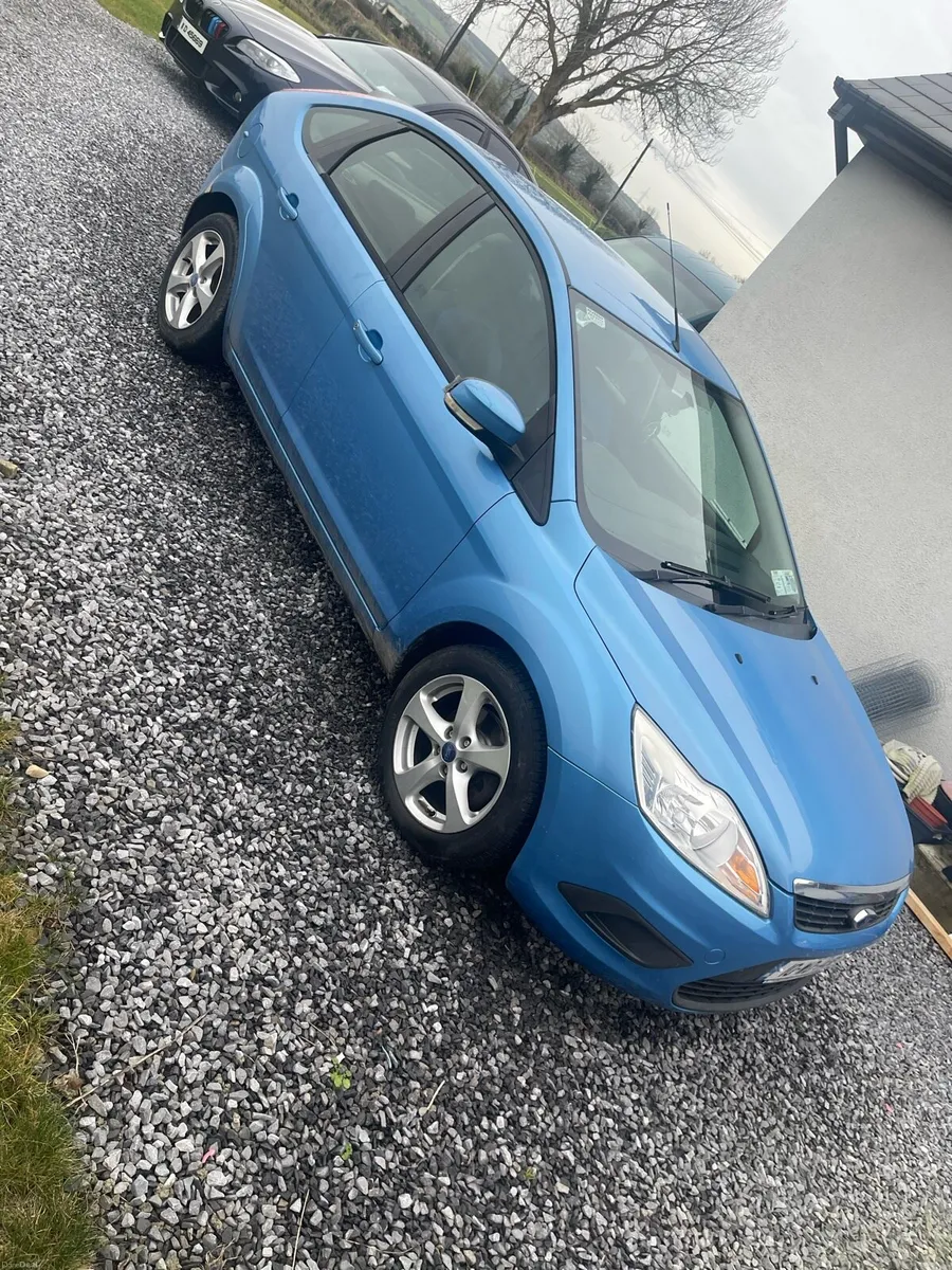 Immaculate Ford focus €2400 - Image 1