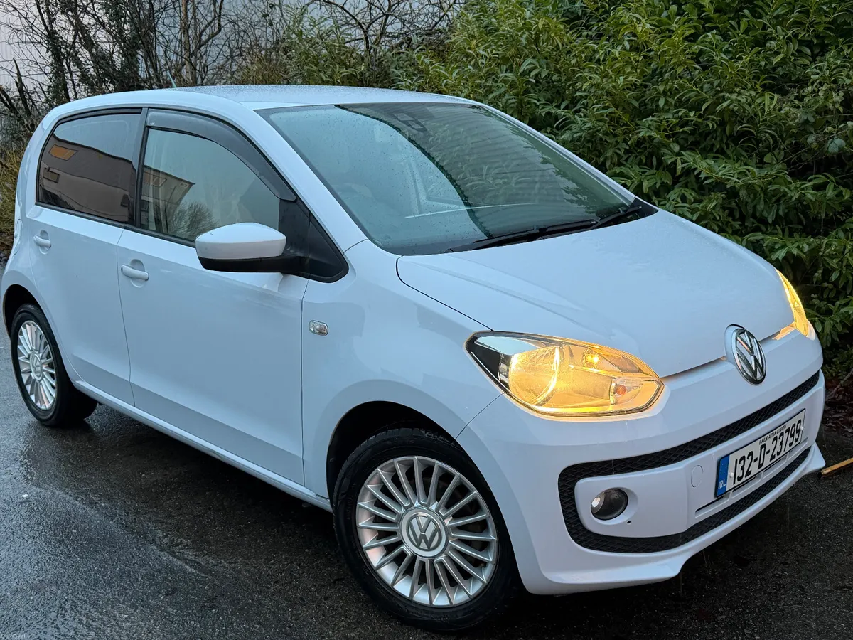 Volkswagen UP! Automatic - Image 1