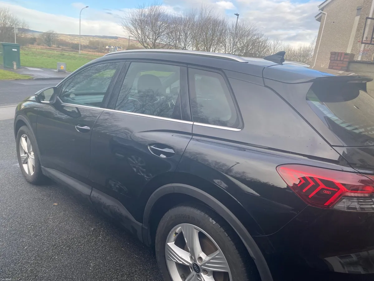 Audi e-tron 2022 - Image 3