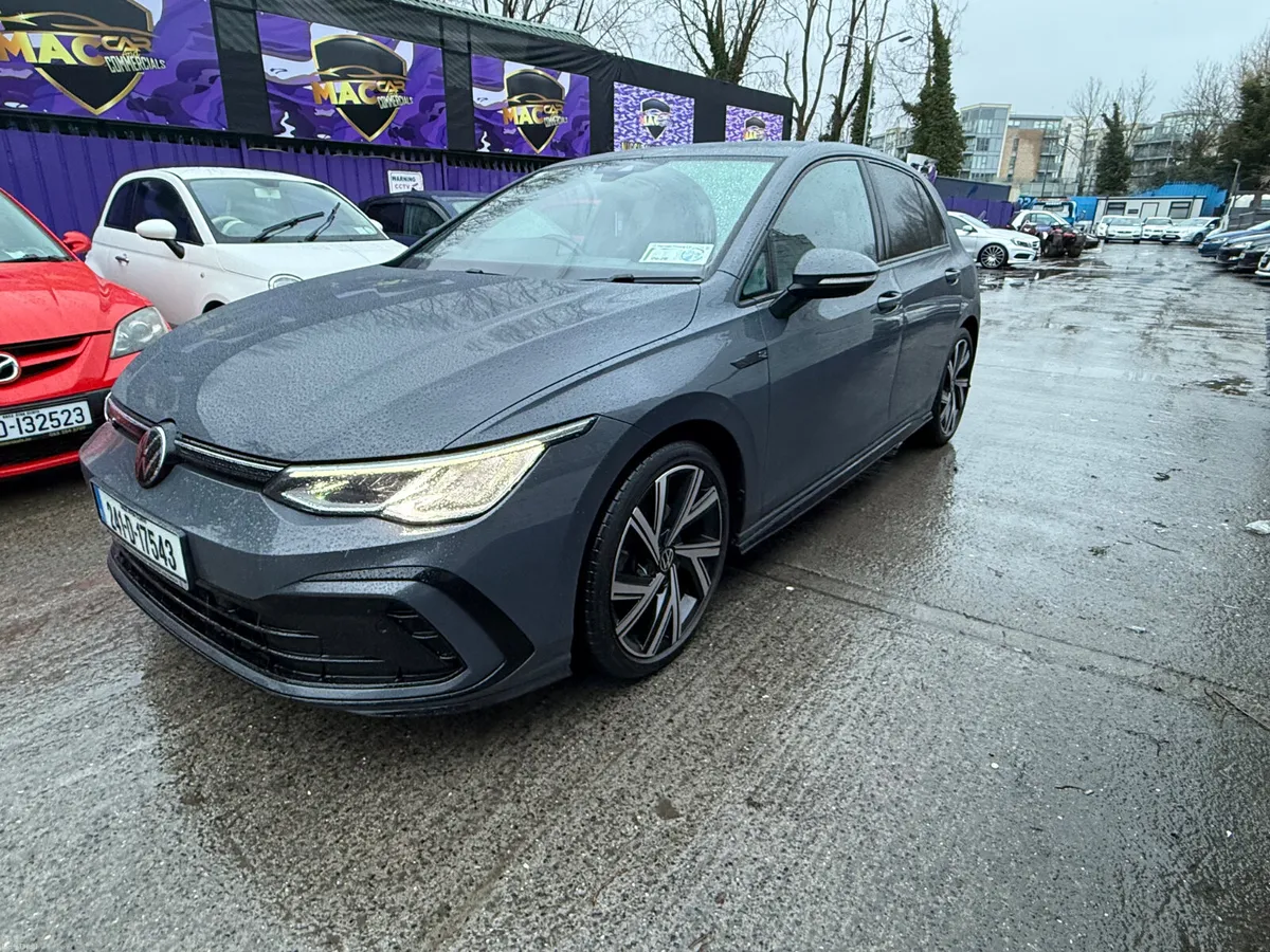 Volkswagen Golf 2024 R-line - Image 3
