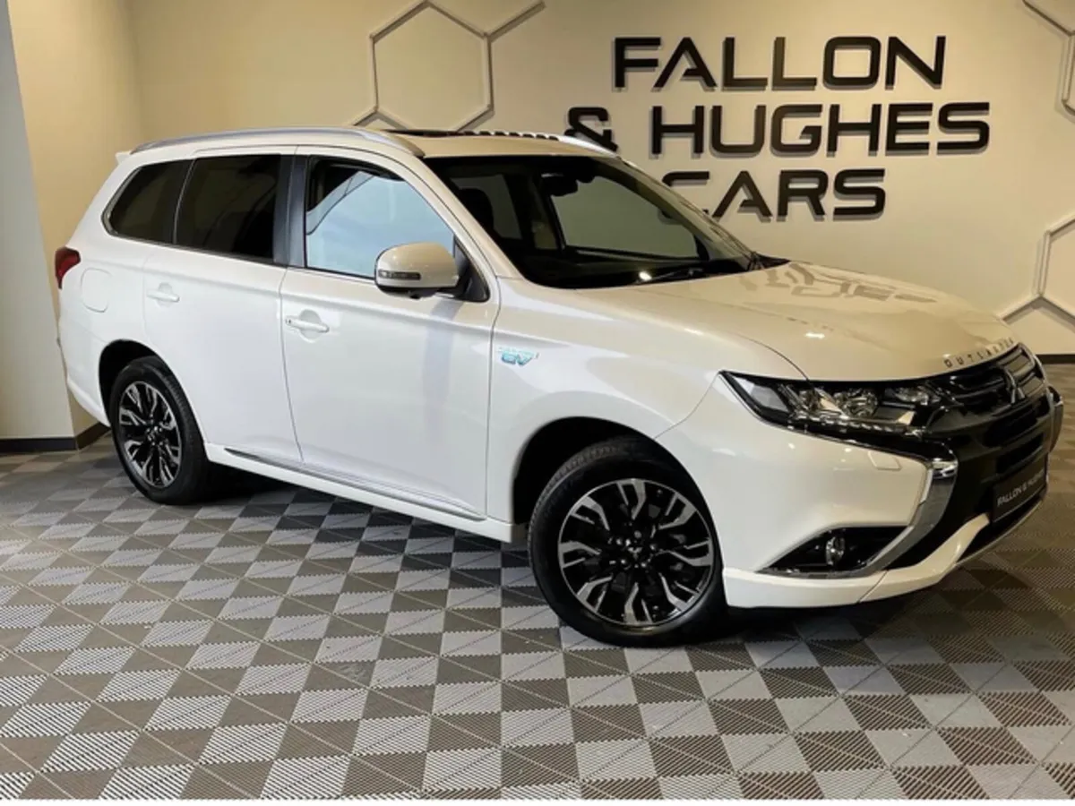 Mitsubishi Outlander 2.0 GX5HS PHEV  / PAN SUNROOF - Image 1