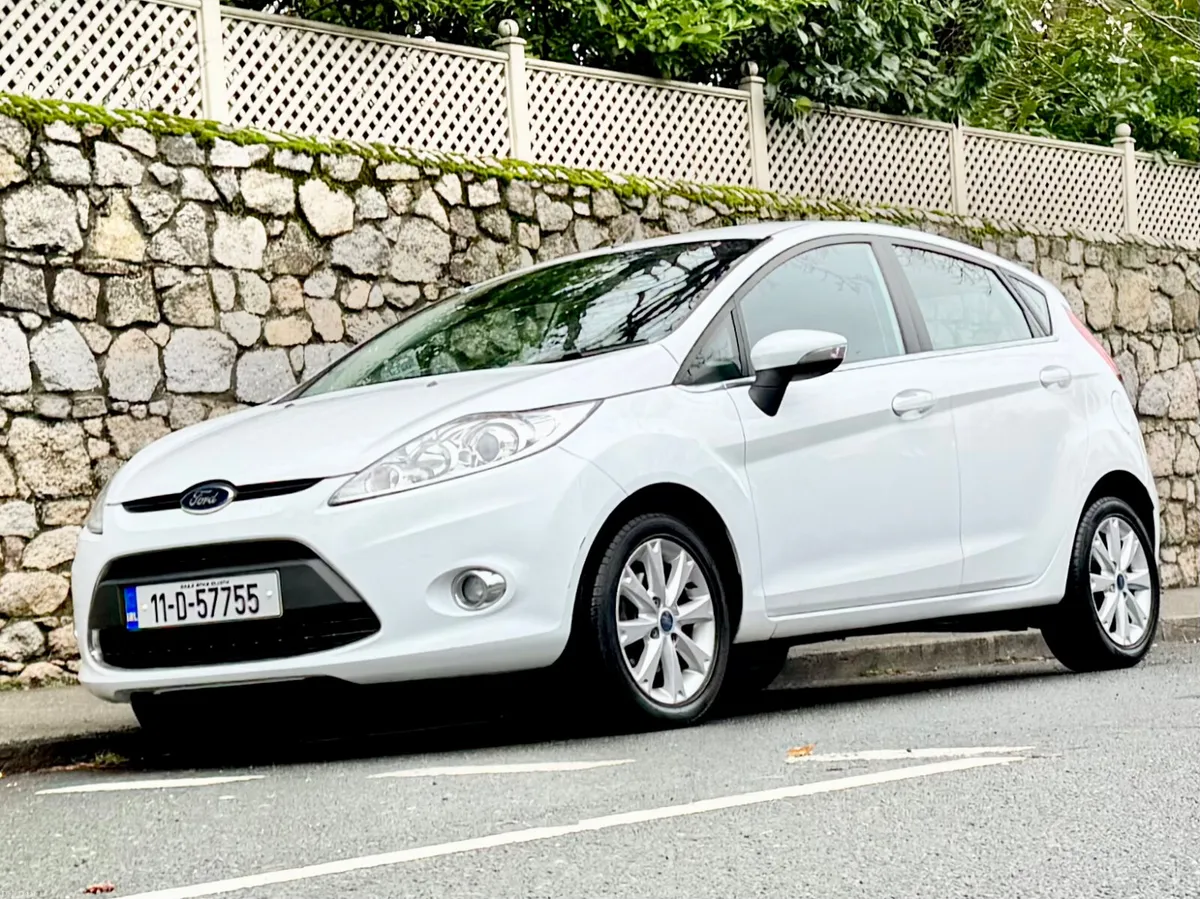 Ford Fiesta 2011!! ZETEC !!! 1.2L !! NEW NCT !! - Image 2