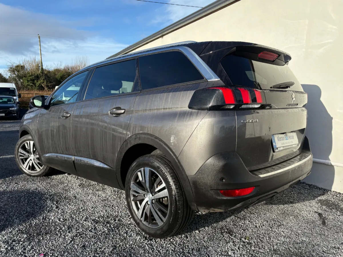 Peugeot 5008 FL ALLURE - Image 3