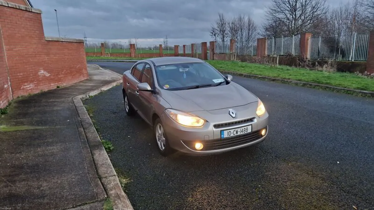 10 Renault Fluence 1.5dci - Image 1