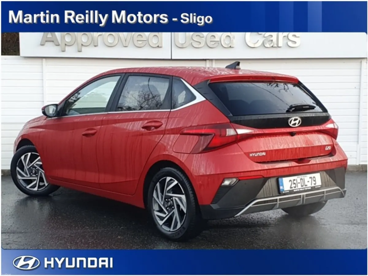 Hyundai i20 Deluxe Plus - Image 3