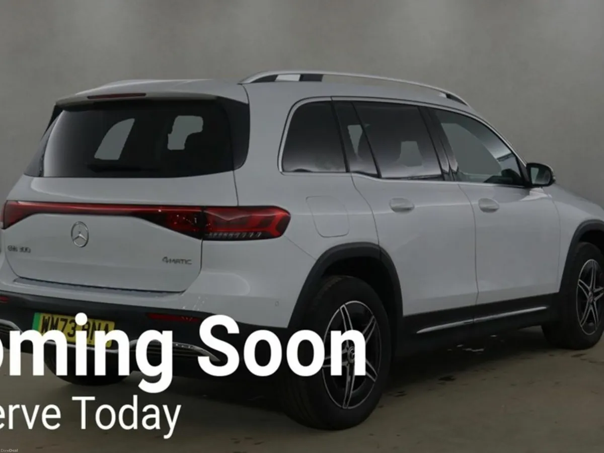 Mercedes-Benz EQB 300 4-MATIC AMG LINE // *CAR ARR - Image 4