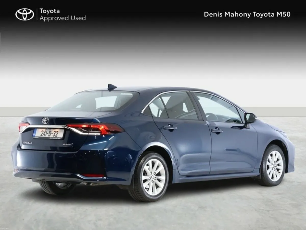 Toyota Corolla Luna Hybrid Saloon - Image 2