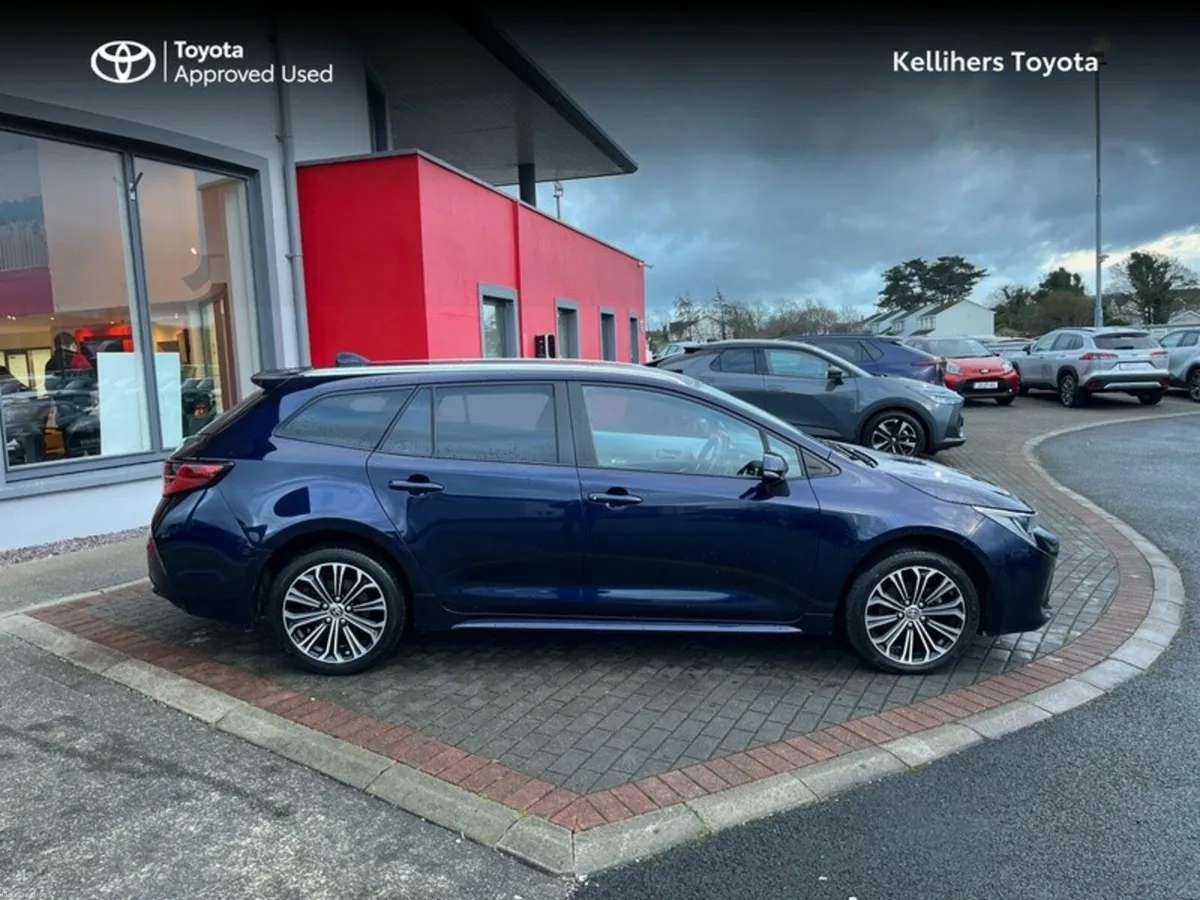 Toyota Corolla HYBRID ELECTRIC SOL T/S - Image 3