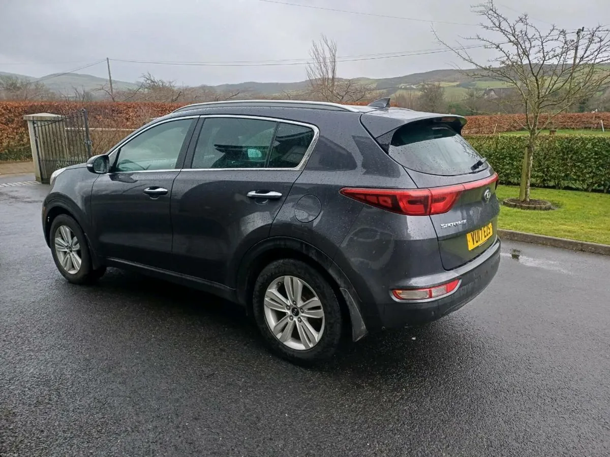 2017 kia sportage 1.7 diesel moted nov 26 £4460 - Image 3