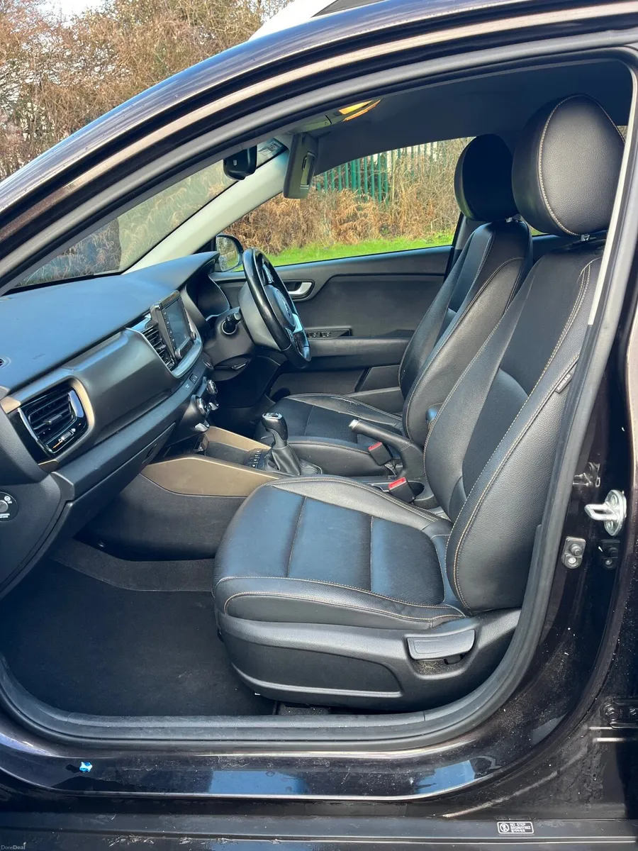 Kia Stonic 2018 - Image 3