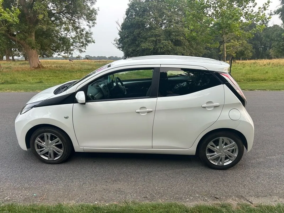 2017 Toyota Aygo - Image 4