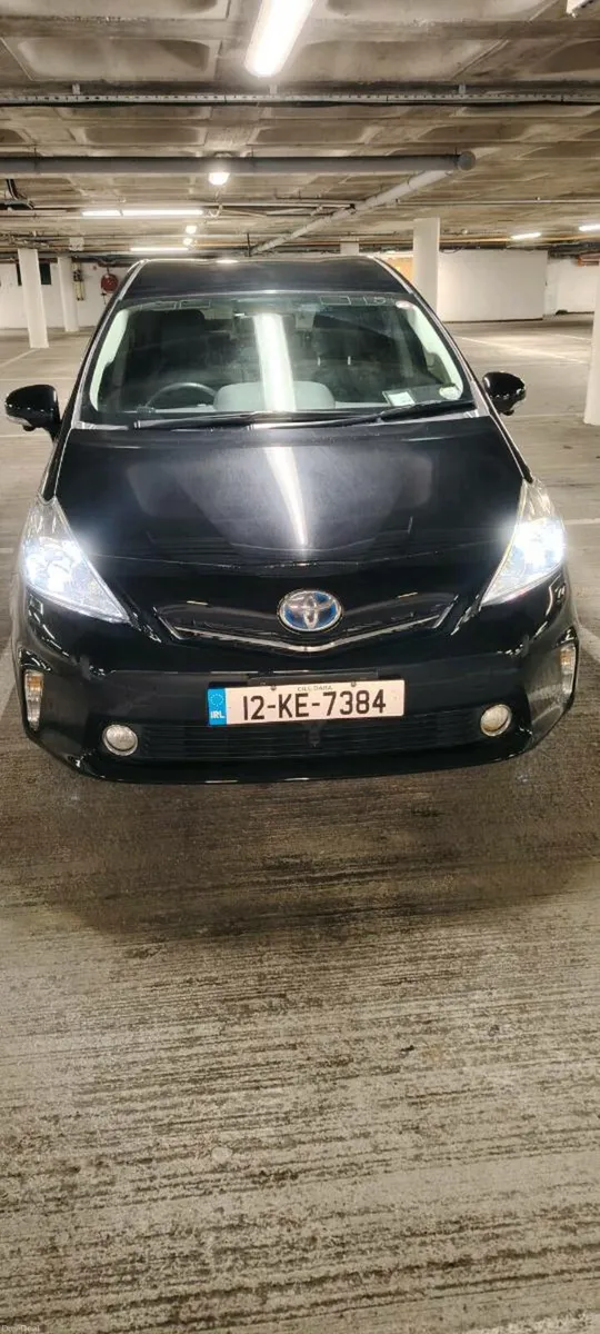 Toyota Prius Alpha Hybrid 2012 Automatic - Image 1